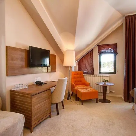 Mir Hotel